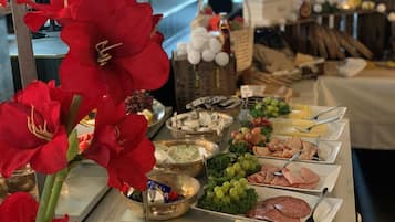 Petit déjeuner buffet compris tous les jours