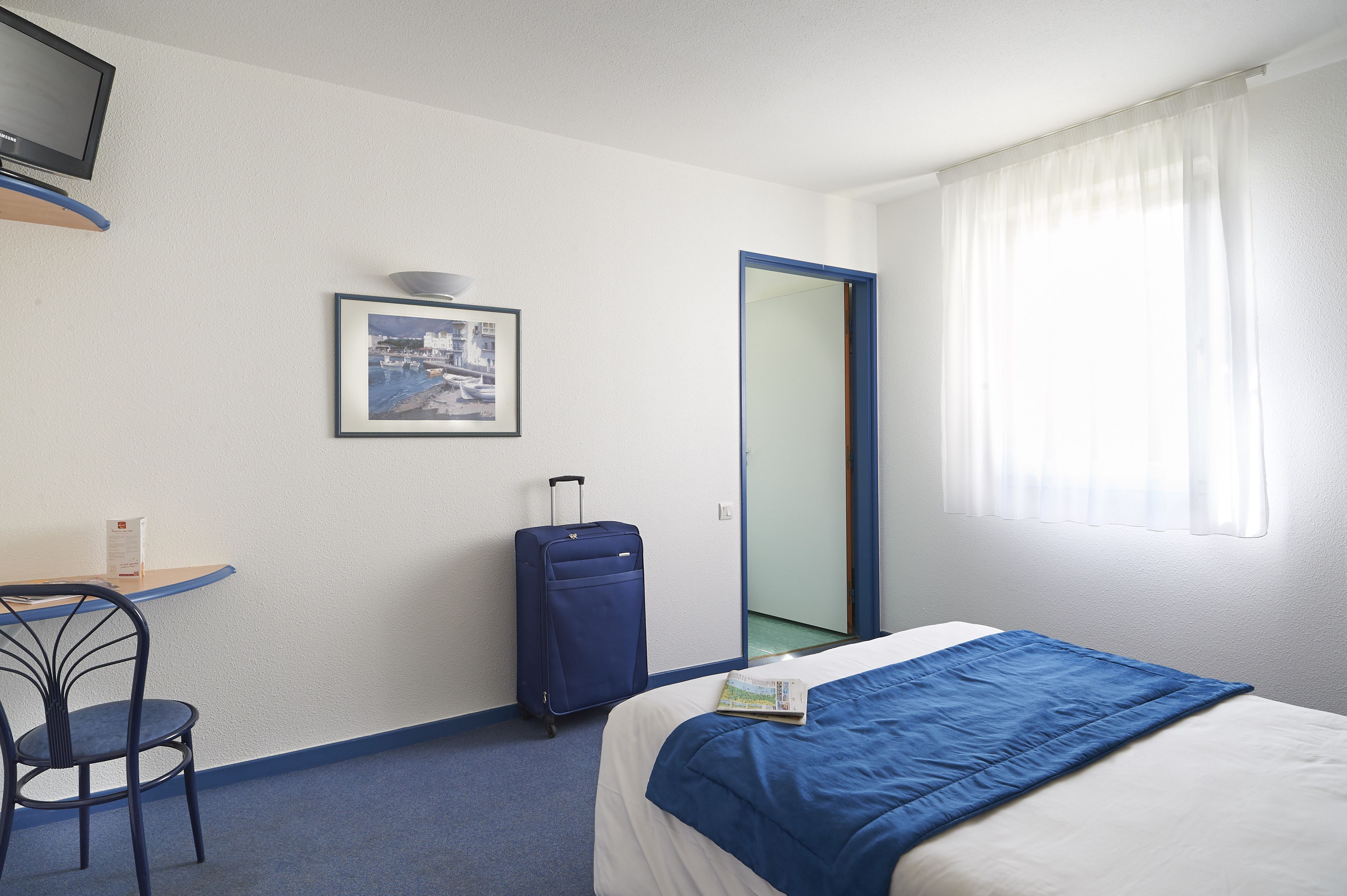 desk, laptop workspace, blackout curtains, soundproofing