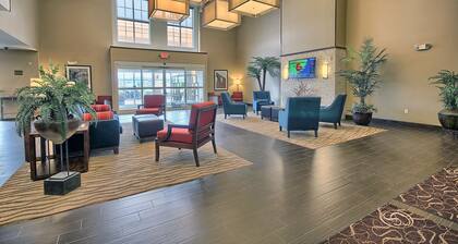 Comfort Suites Marietta - Parkersburg