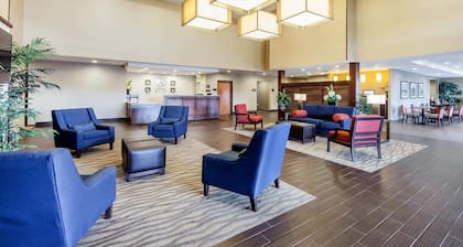 Comfort Suites Marietta - Parkersburg