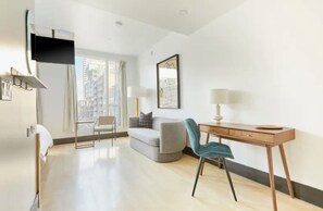 1 Schlafzimmer, Bügeleisen/Bügelbrett, kostenlose Babybetten, Bettwäsche