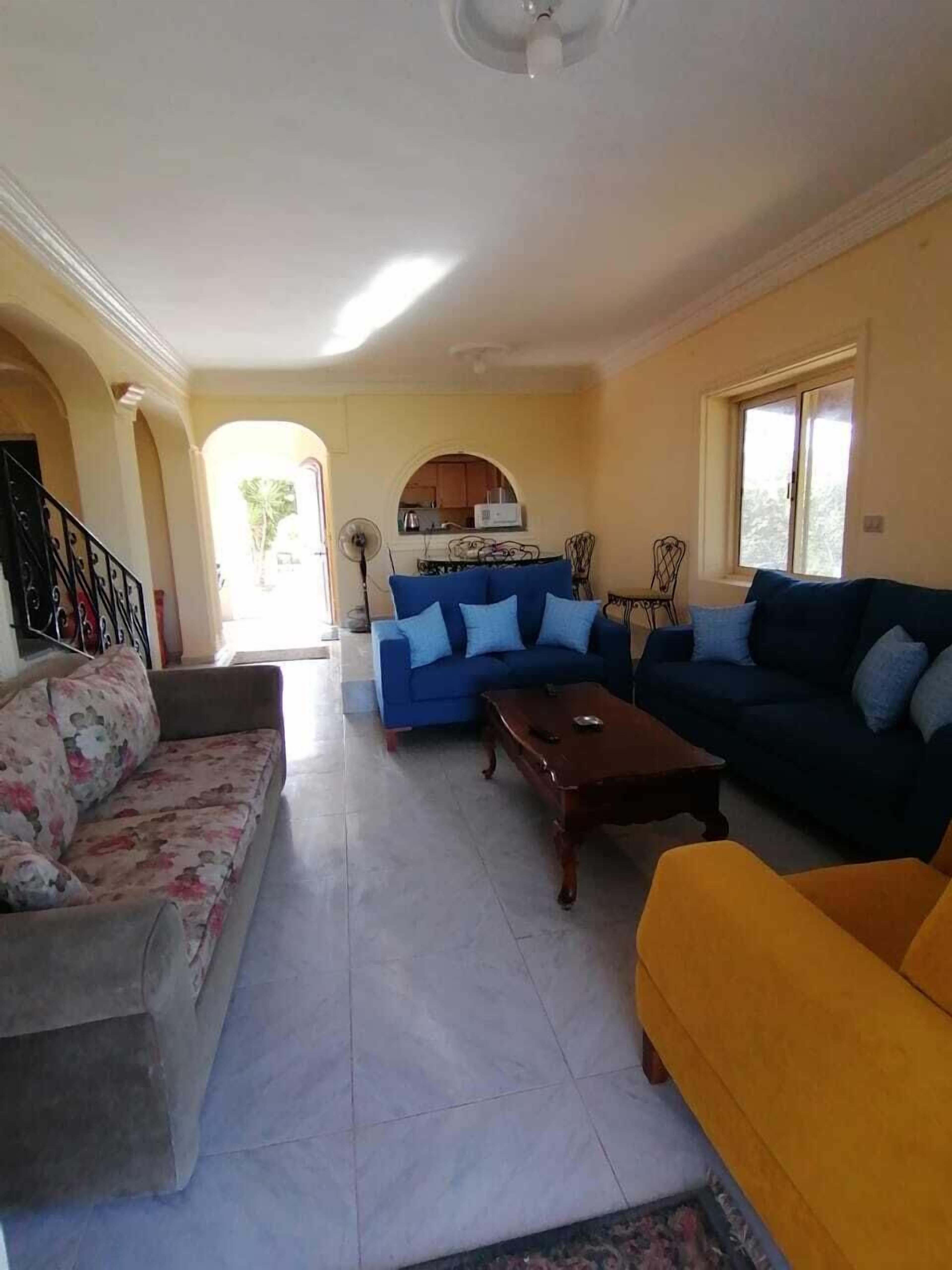 Executive Suite | Living area