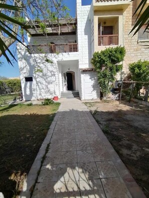 Façade de l’hébergement