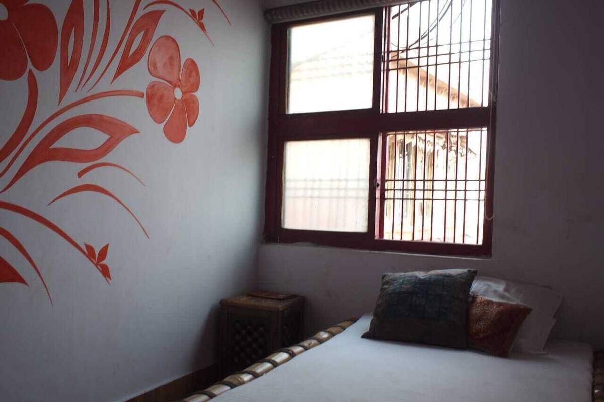 标准单人房, 1 张单人床, 河景 | 1 多间卧室、免费 WiFi