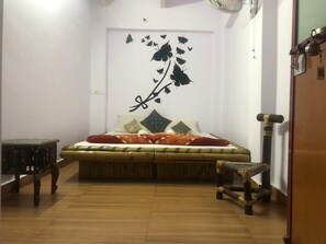 1 bedroom, free WiFi - Shri Guest House (Varanasi)