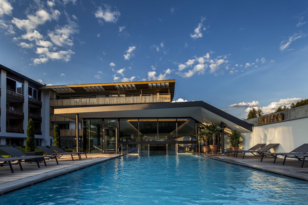 Hotel Petrus by null