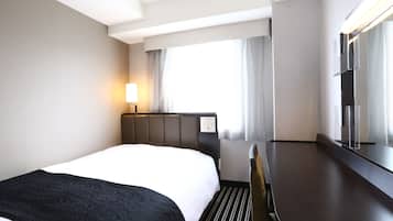 Ropa de cama de alta calidad, escritorio, wifi gratis y ropa de cama