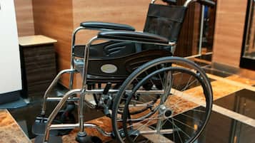 Guest wheelchair