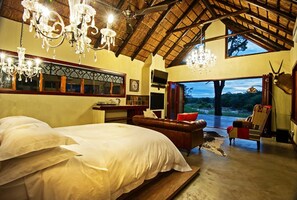 Superior Villa, 1 Bedroom, River View, Poolside | Minibar, in-room safe, free WiFi, bed sheets - Indlovu River Lodge (Hoedspruit)