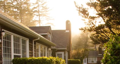 Ecola Creek Lodge