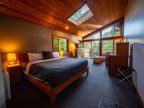 The Lodge Suites (No Kids or Pets) | Hypo-allergenic bedding, soundproofing, free WiFi, bed sheets - The Cabins at Terrace Beach (Ucluelet)