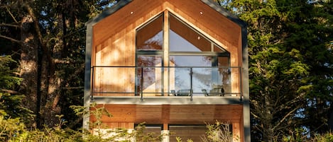 Signature Cabin, Oceanfront | Terrace/patio