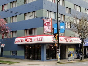 Front of property - English Bay Hotel (Vancouver)