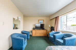 Living area - English Bay Hotel (Vancouver)