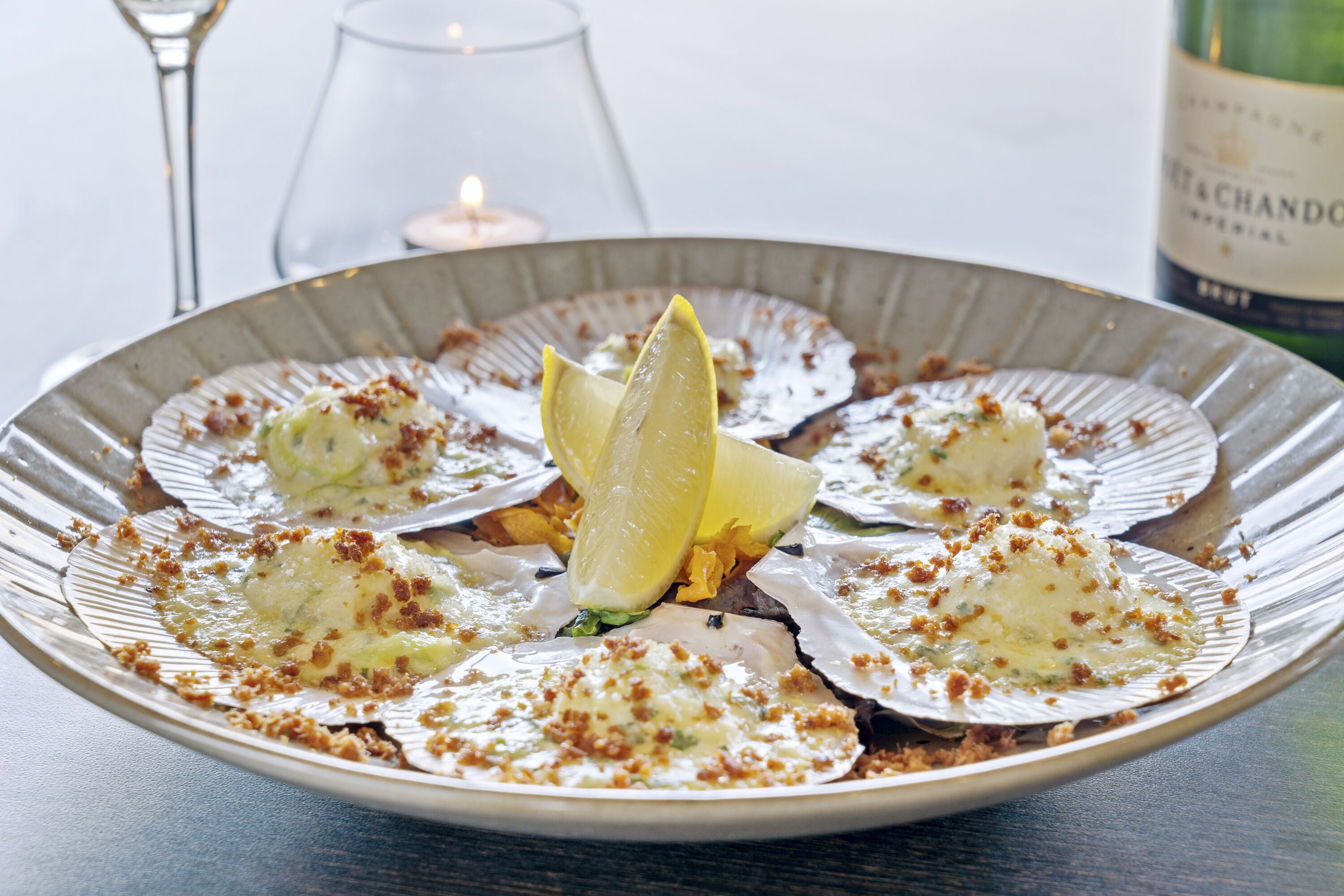 dinner served, regional cuisine, al fresco dining