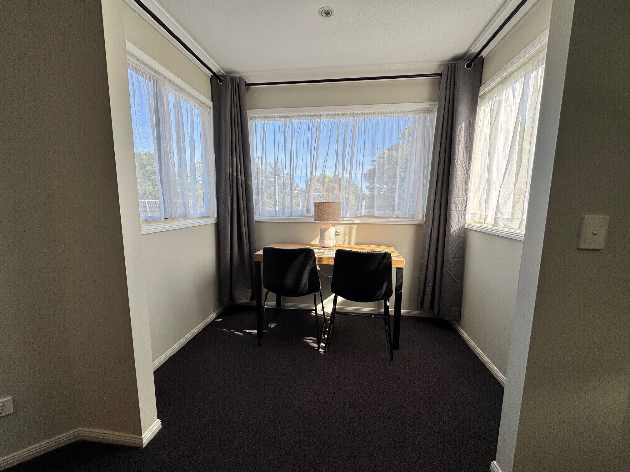 2 bedroom apartment | premium bedding, pillow-top beds, minibar, in-room safe