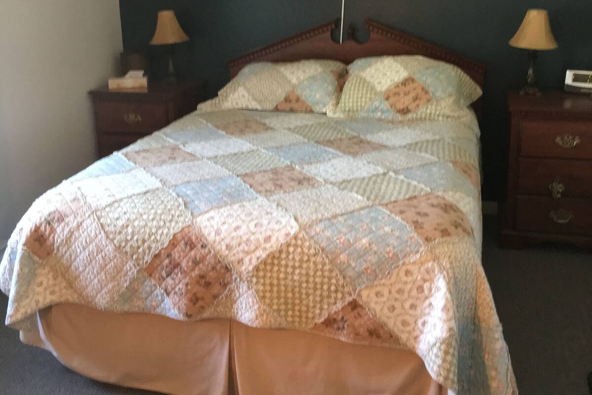 Standardzimmer | Zustellbetten, kostenloses WLAN