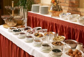 Desayuno estilo bufé