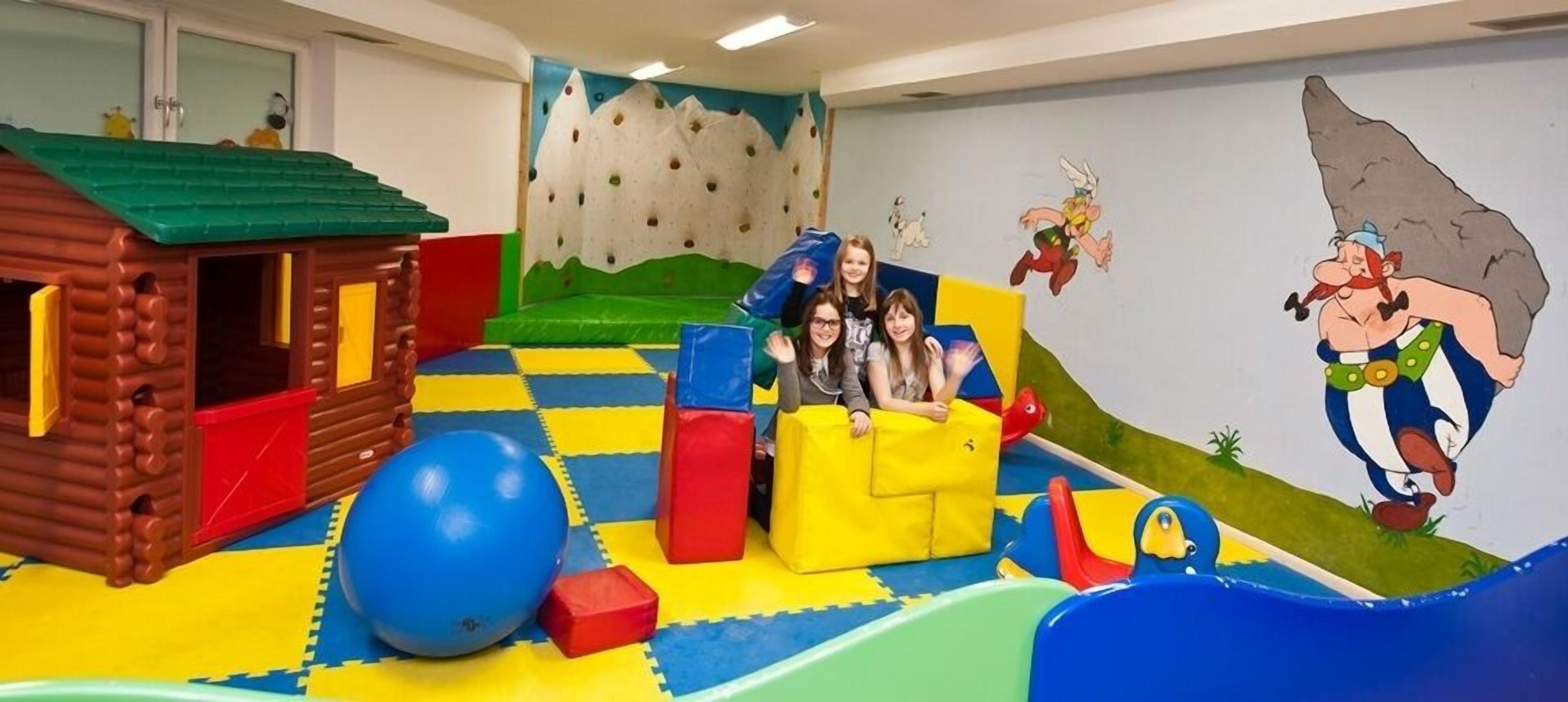 children’s play area – indoor