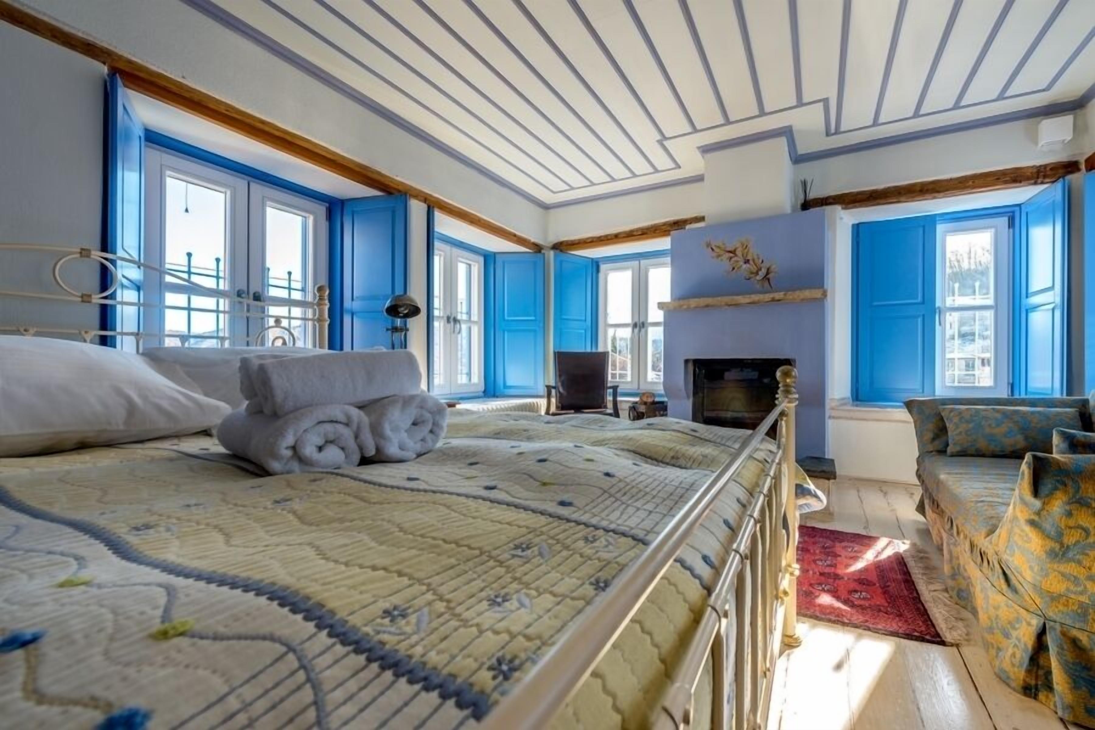 premium bedding, desk, blackout curtains, soundproofing