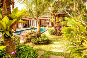 Garden - Baan Kluay Mai - Luxury Pool Villa (Koh Samui)