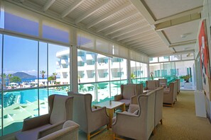 Lobby sitting area - Dragut Point South Hotel (Bodrum)