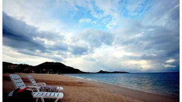 Vue sur la plage/lâocĂ©an