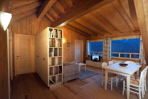 Superior Apartment, 2 Bedrooms, Mountain View (Adele) | Living area - Albergo Diffuso Comeglians (Comeglians)