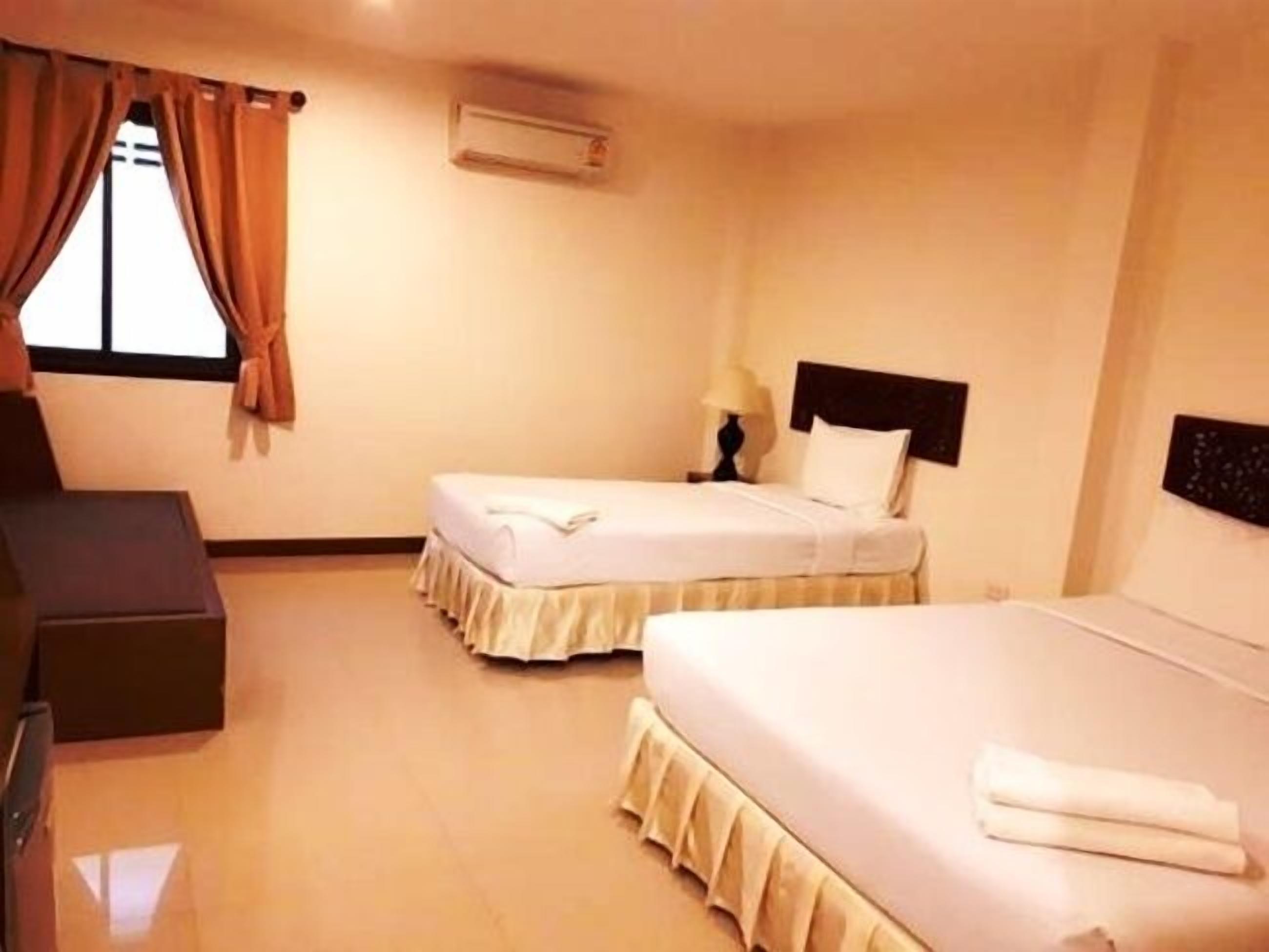 Photo - Nathon Residence Hotelโรงเเรมหน้าทอนเรสซิเด้นท์