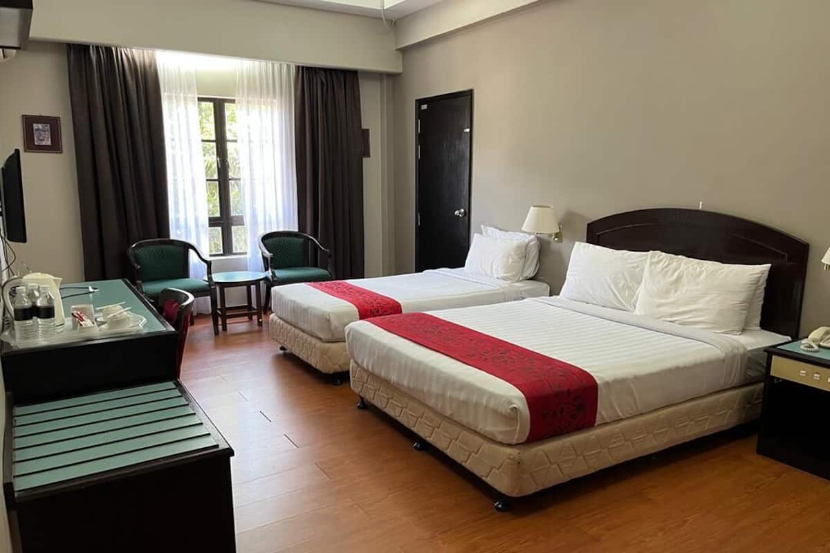 家庭客房 | 迷你吧、客房內保險箱、床單