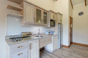 Private kitchen - The Kingdom Resort (Moses Kotane)