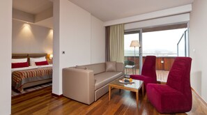 Suíte júnior | Frigobar, cofres nos quartos, escrivaninha, Wi-Fi de cortesia