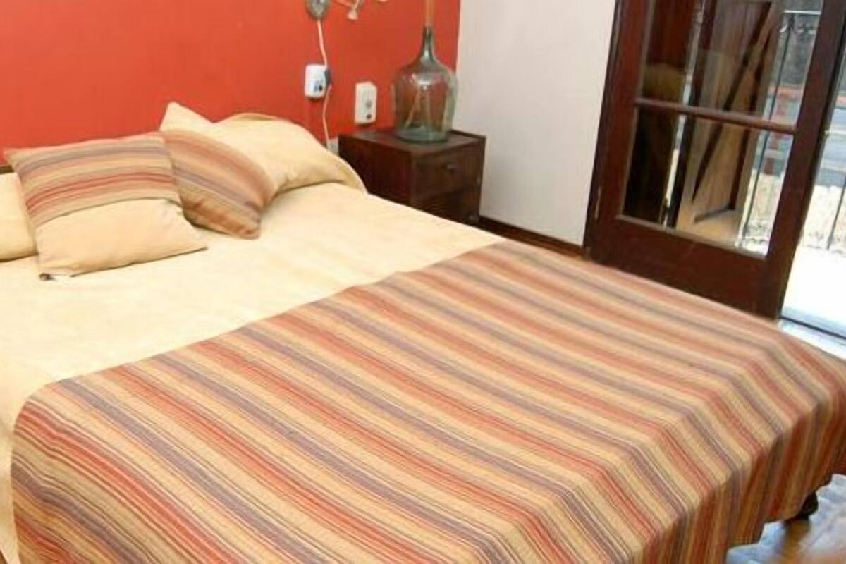 Coffres-forts dans les chambres, Wi-Fi gratuit