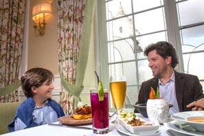 Breakfast area - Casa Gangotena (Quito)