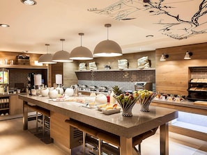 Lunch and dinner served, international cuisine - ibis Edinburgh Centre South Bridge - Royal Mile (Edinburgh)