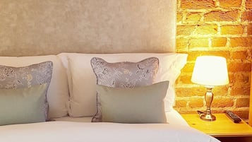 Chambre Classique Double ou avec lits jumeaux, salle de bains attenante, vue jardin | 1 chambre