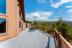 Room, Multiple Beds | Terrace/patio
