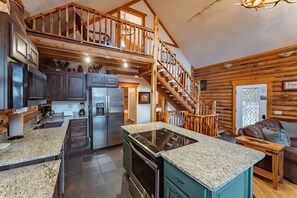 Ranch House | Private kitchen - Zion Ponderosa Ranch Resort (Orderville)