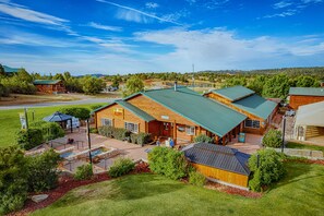 Front of property - Zion Ponderosa Ranch Resort (Orderville)
