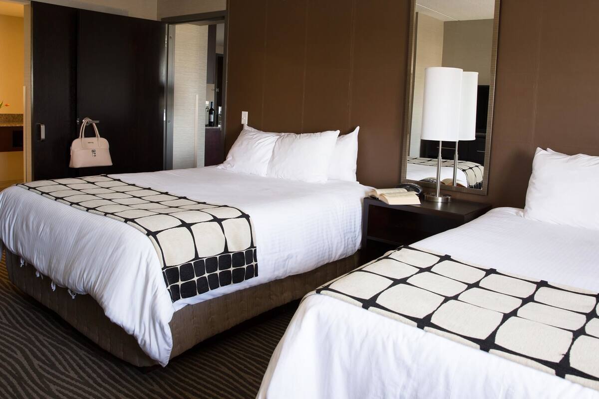 executive room, 2 queen beds, non smoking, refrigerator | pillow-top beds, minibar, desk, iron/ironing board