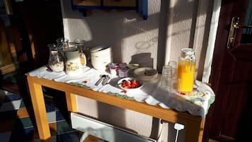 Free full breakfast