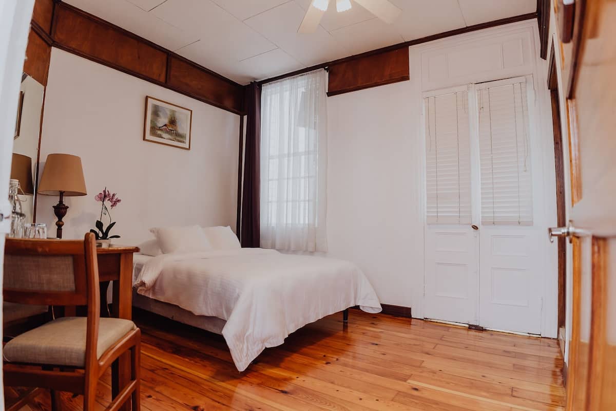 Deluxe Double Room, 1 Double Bed | 1 bedroom, in-room safe, desk, free WiFi