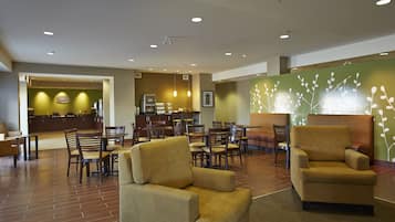 Frokostbuffé er inkludert hver dag