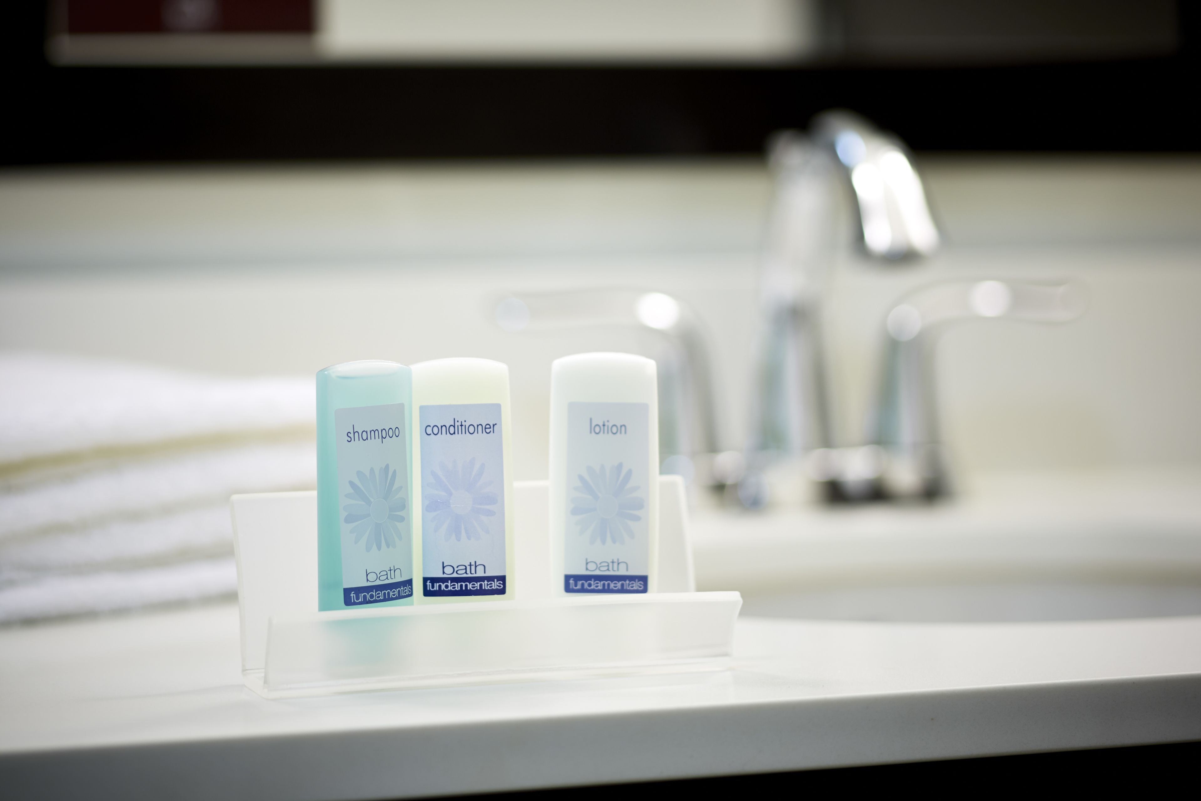 deep-soaking bathtub, free toiletries, hair dryer, towels