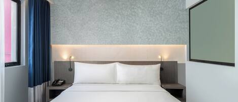 Deluxe Room | Coffre-fort, bureau, accĂšs au Wi-Fi (inclus), literie fournie