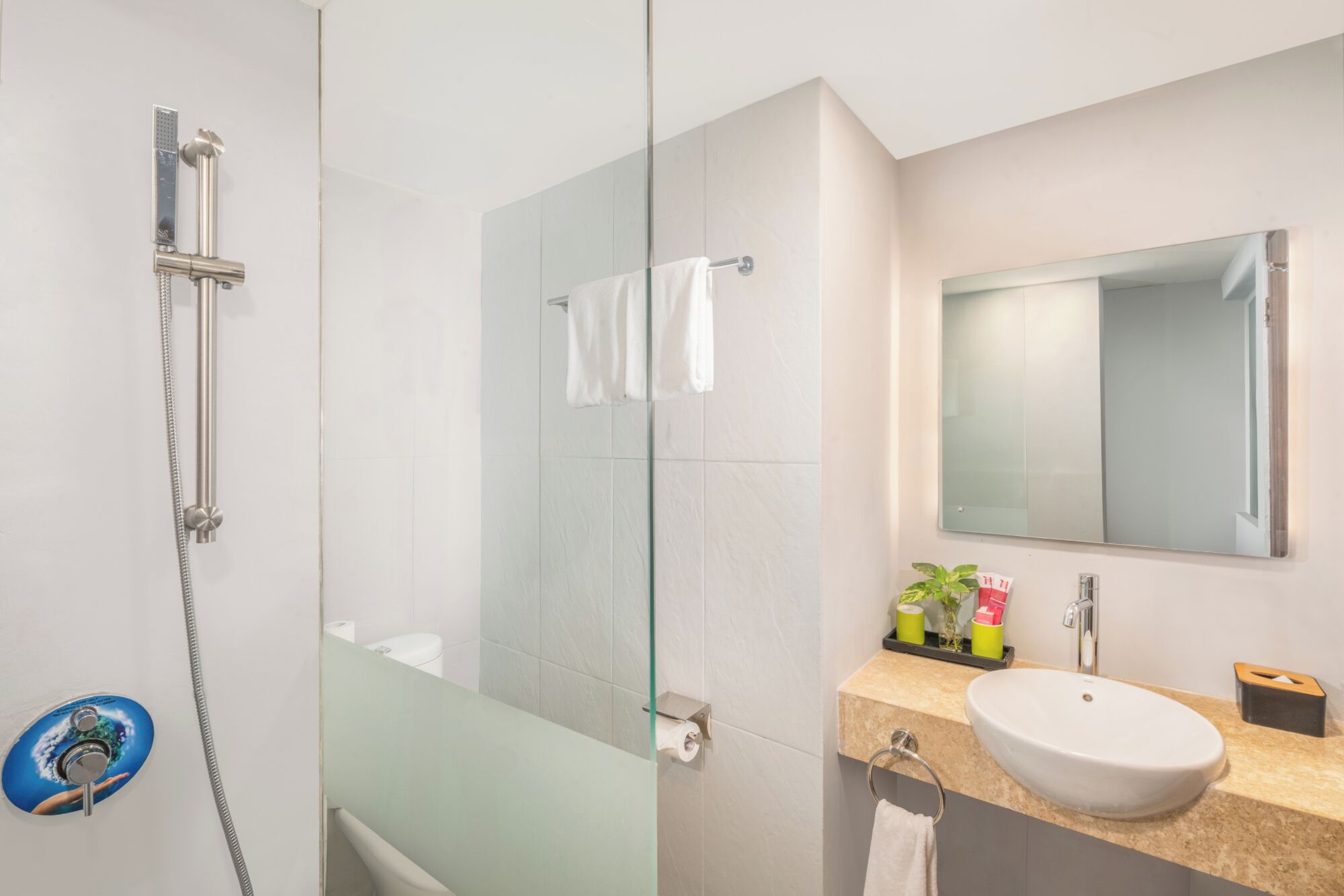 Photo - favehotel PGC Cililitan