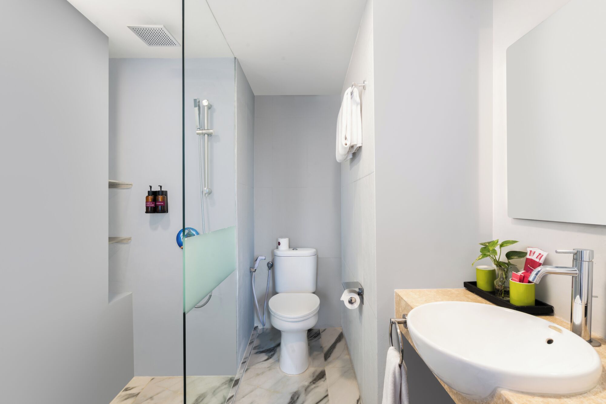 Photo - favehotel PGC Cililitan