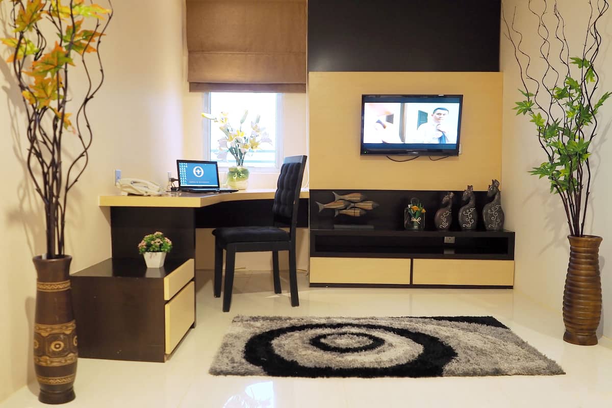 Literie de qualité supérieure, coffres-forts dans les chambres, bureau