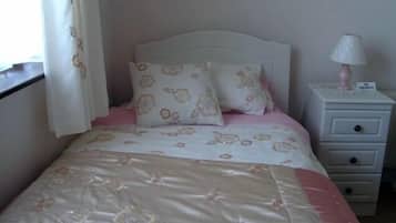 Chambre Simple, salle de bains attenante