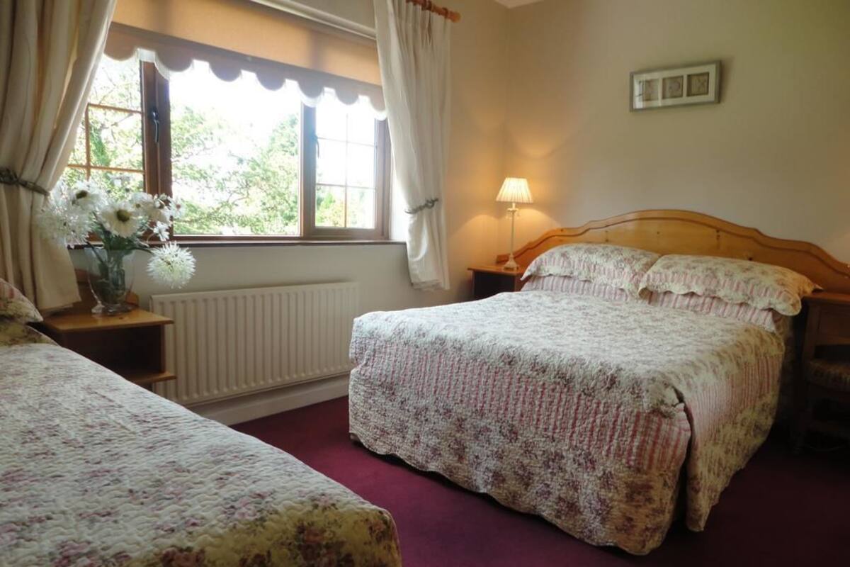 Familiekamer, en-suite badkamer | Gratis wifi